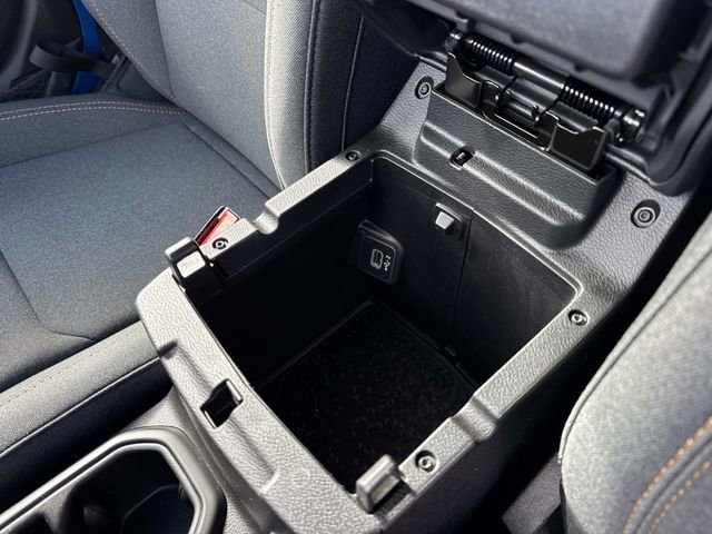 Used 2025 Jeep Wrangler Sport image 30