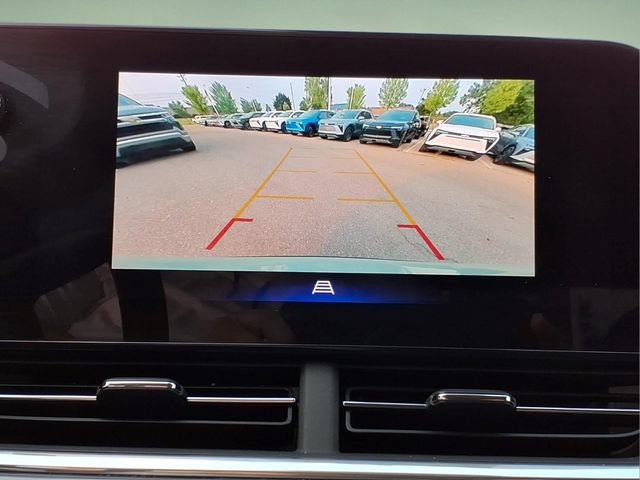 Used 2025 Chevrolet Trax ACTIV w/ Driver Confidence Package FWD image 19