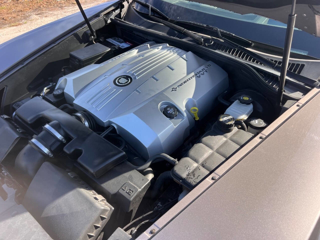 Used 2005 Cadillac XLR image 24