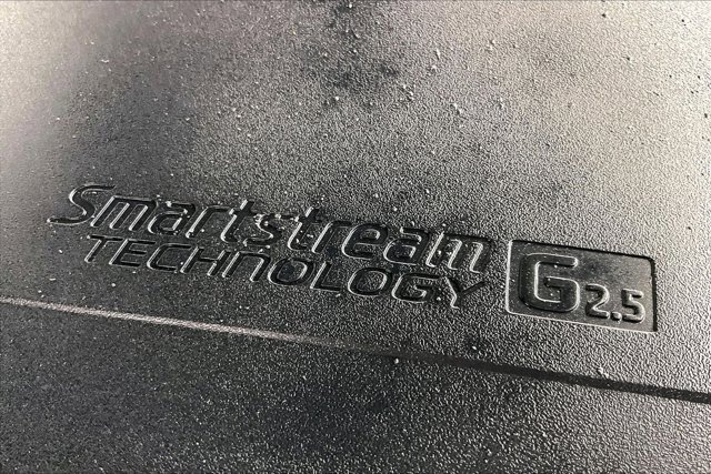 Used 2022 Hyundai Sonata SEL w/ Cargo Package image 33