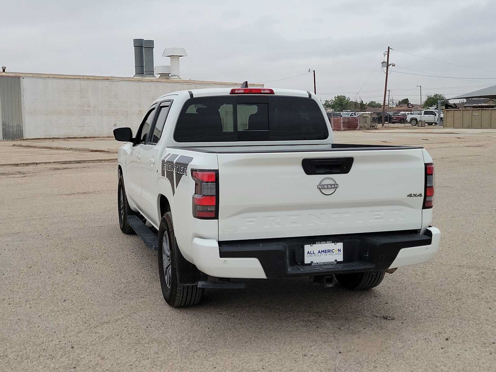 Used 2025 Nissan Frontier SV w/ SV Convenience Package AWD/4WD image 6