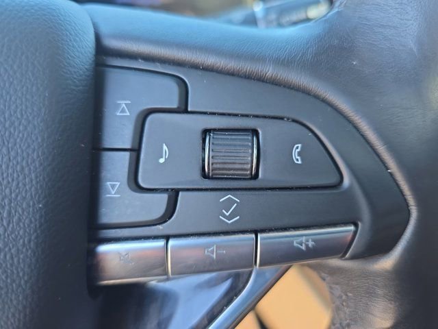 Used 2022 Cadillac Escalade ESV Premium Luxury image 19