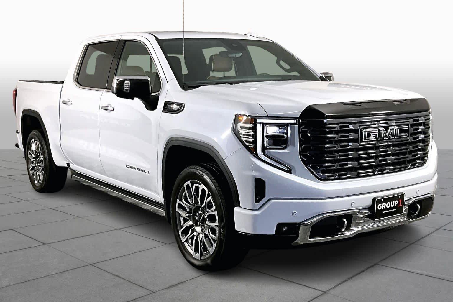 Certified 2026 GMC Sierra 1500 Denali Ultimate AWD/4WD image 3