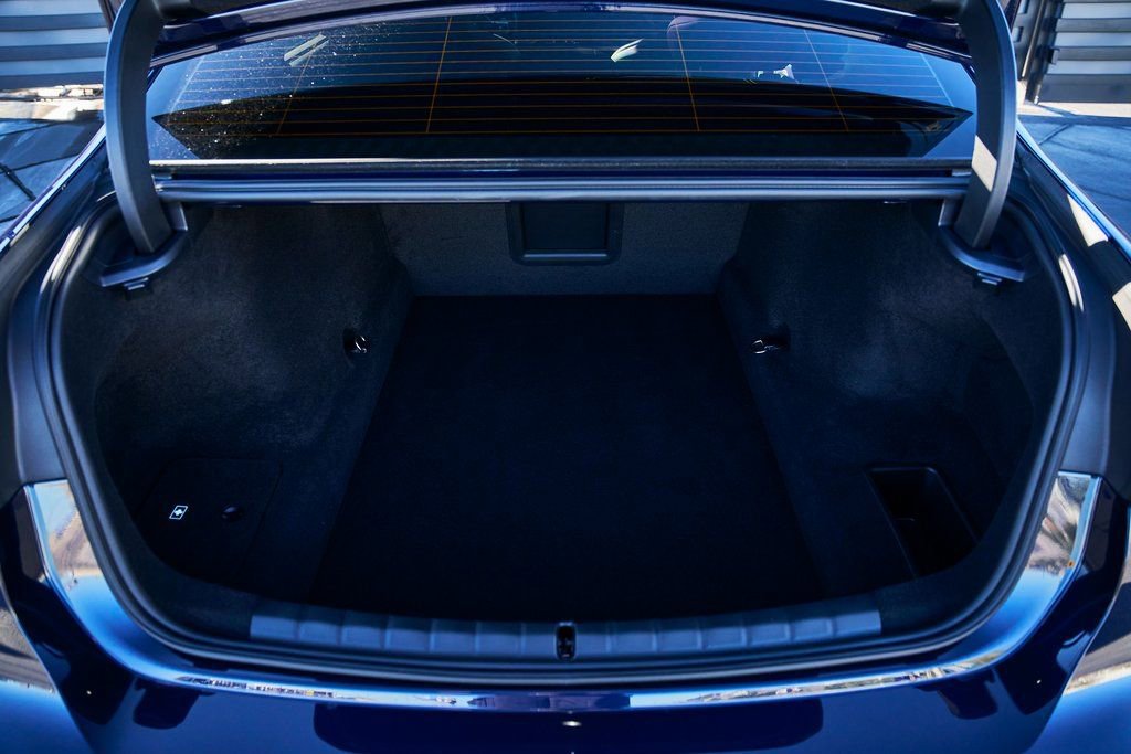 Used 2025 BMW 760i xDrive w/ Executive Package image 16