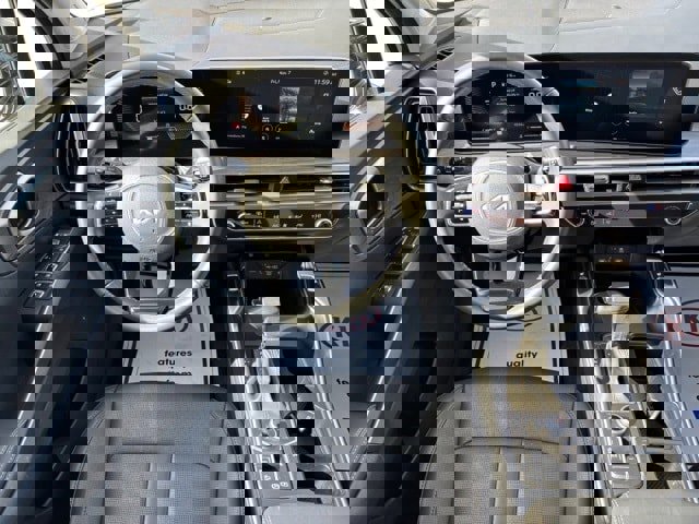 Certified 2025 Kia Sorento X-Line EX image 14