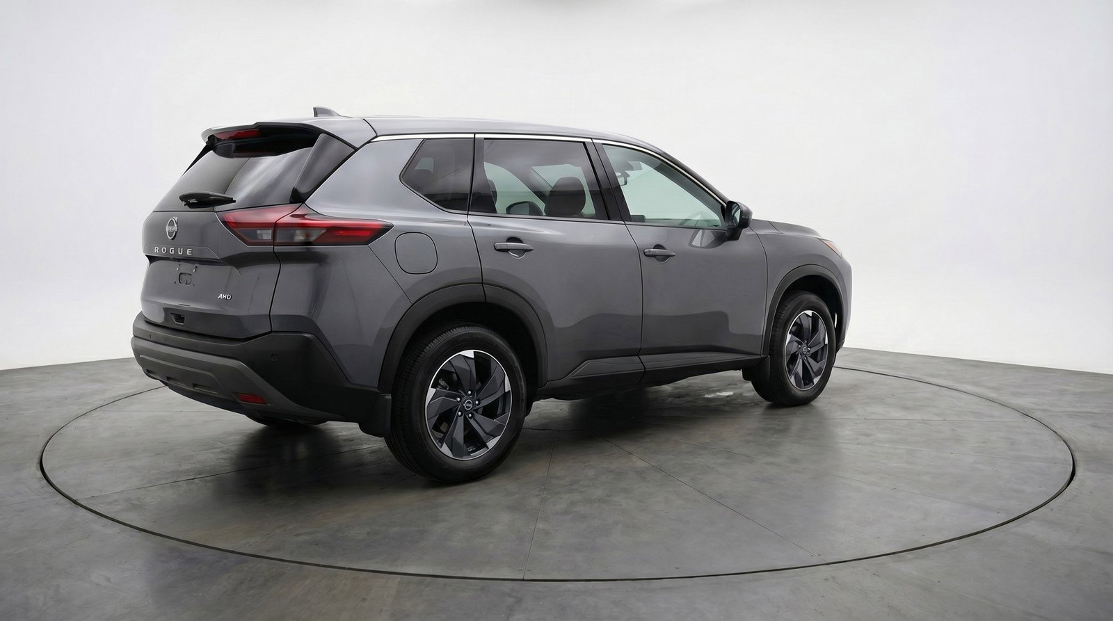 Used 2025 Nissan Rogue SV image 9