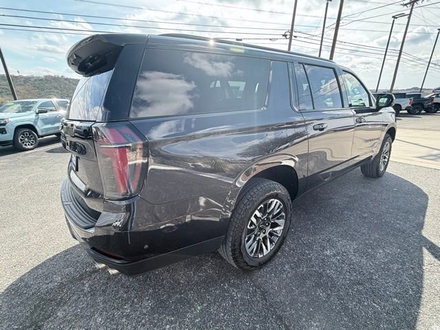 Certified 2025 Chevrolet Suburban Z71 image 13