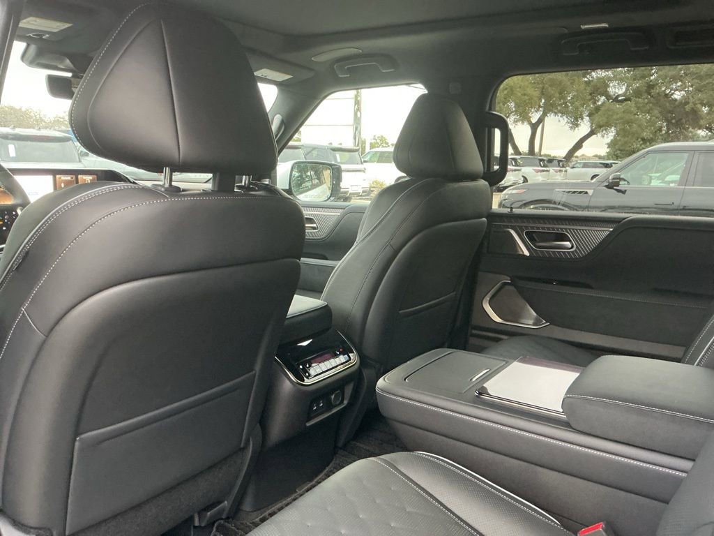 New 2026 INFINITI QX80 Autograph w/ Premium Cargo Package AWD/4WD image 30