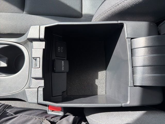 Used 2024 Toyota Corolla LE image 18