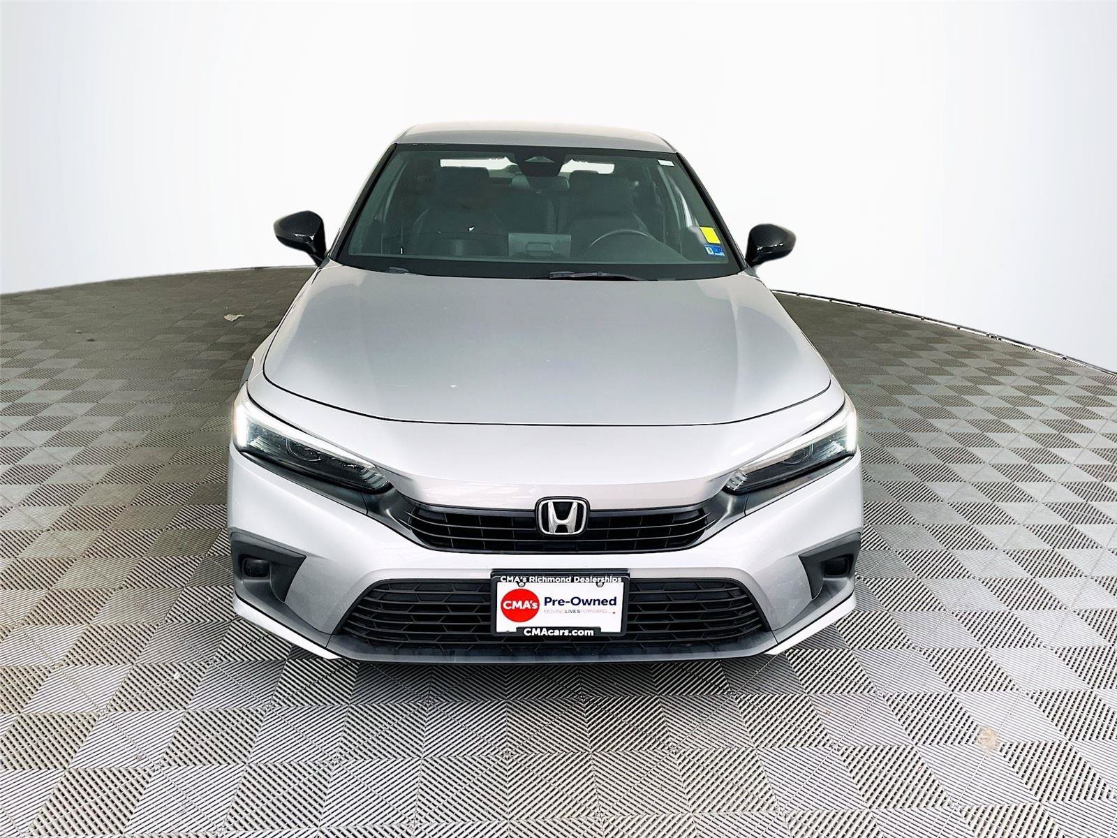 Used 2023 Honda Civic Sport image 2