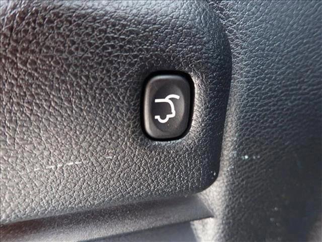 Used 2019 Jeep Grand Cherokee Limited w/ Trailer Tow Group IV AWD/4WD image 8