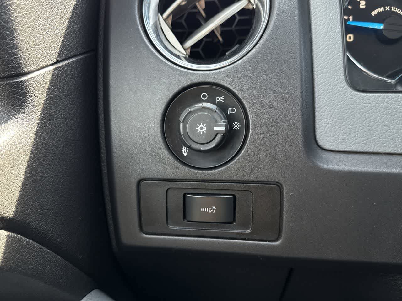 Used 2013 Ford F150 XLT w/ XLT Convenience Pkg AWD/4WD image 20