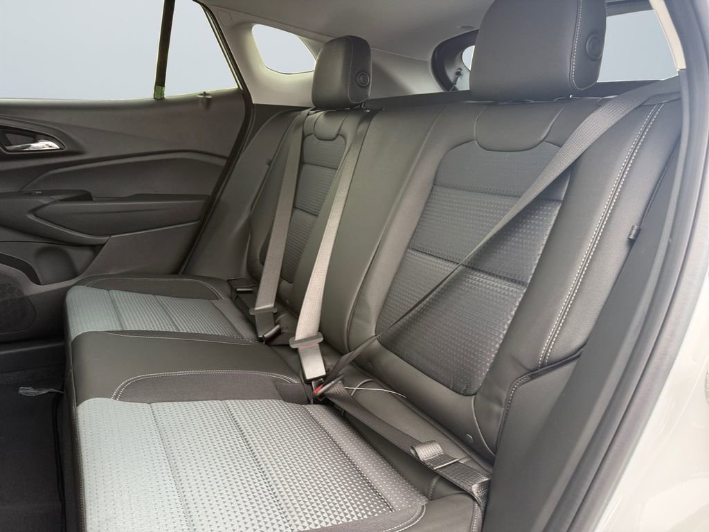 New 2026 Chevrolet Trax LT image 13