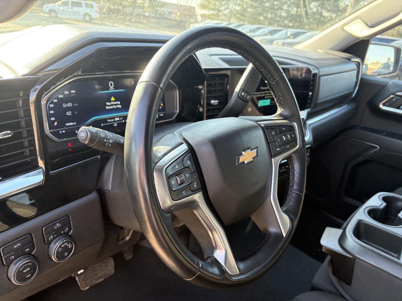 Used 2023 Chevrolet Silverado 1500 LT w/ Protection Package image 7