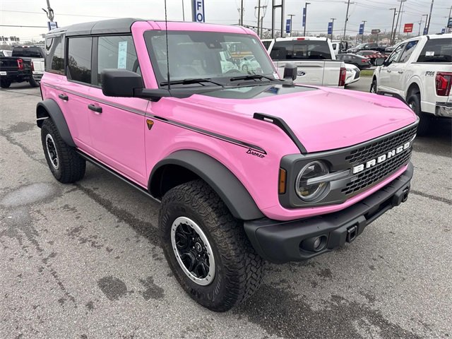 New 2025 Ford Bronco Badlands w/ Sasquatch Package image 3