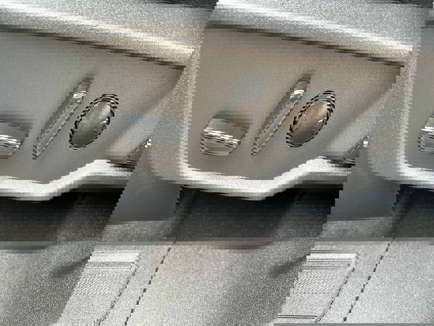 Used 2023 Ford Bronco Badlands image 12