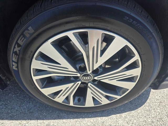 Used 2023 Audi Q4 e-tron Premium Plus w/ Premium Plus RWD image 9