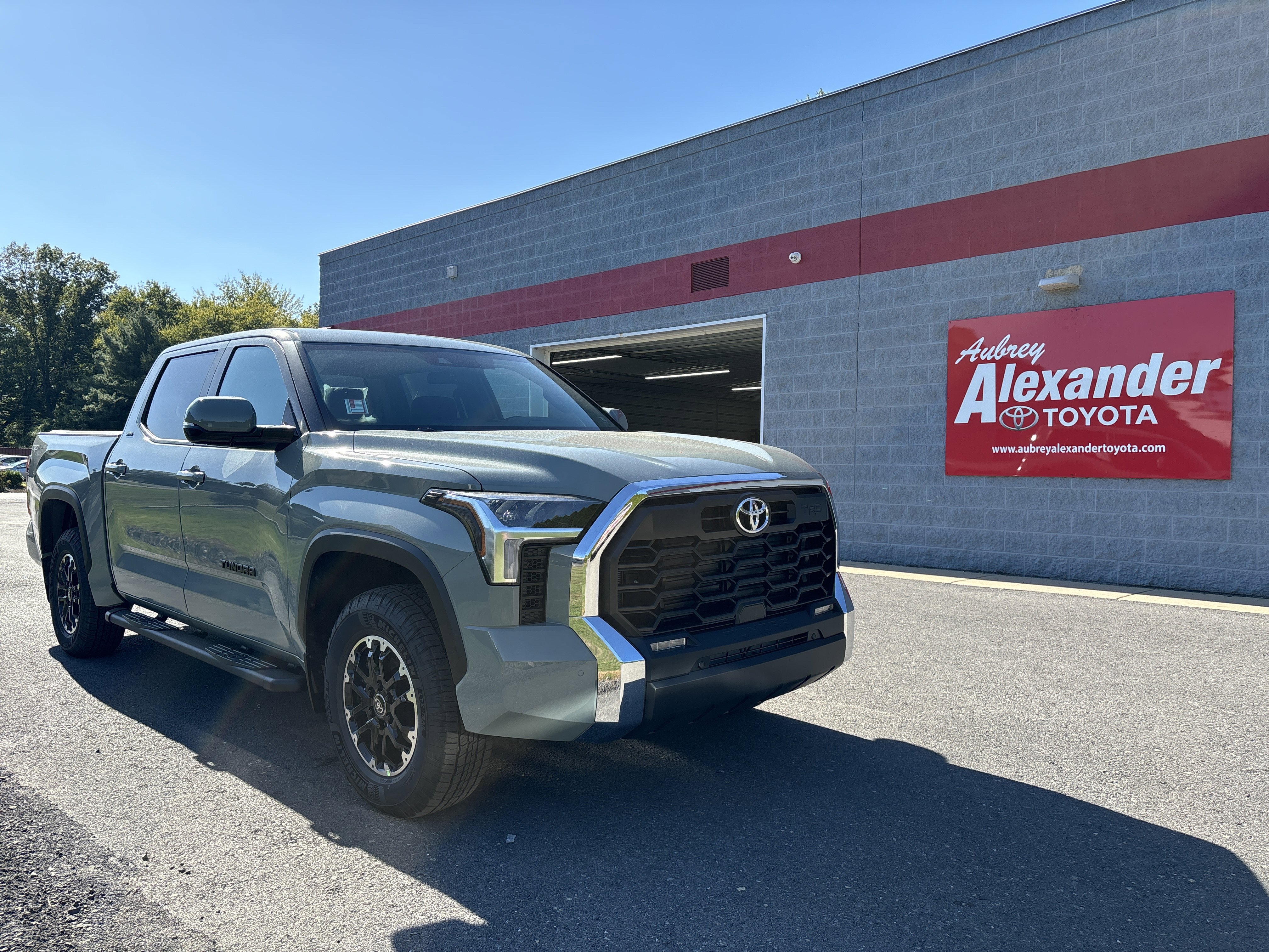 New 2026 Toyota Tundra SR5 video 1