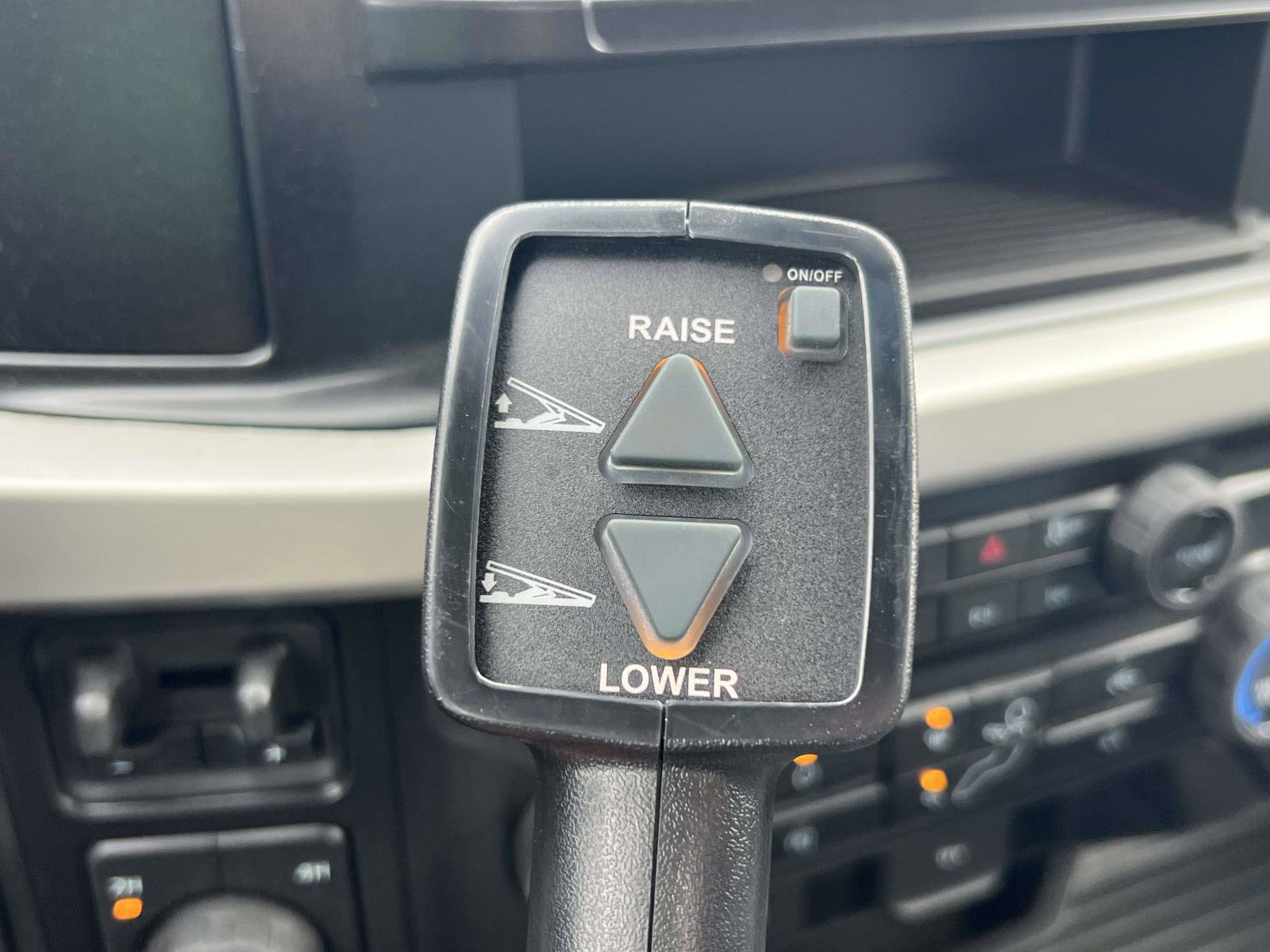 New 2025 Ford F350 XL w/ XL Chrome Package image 10