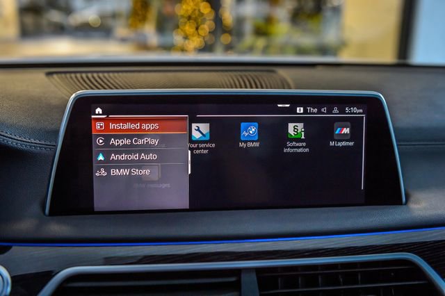 Used 2020 BMW 740i w/ M Sport Package image 24