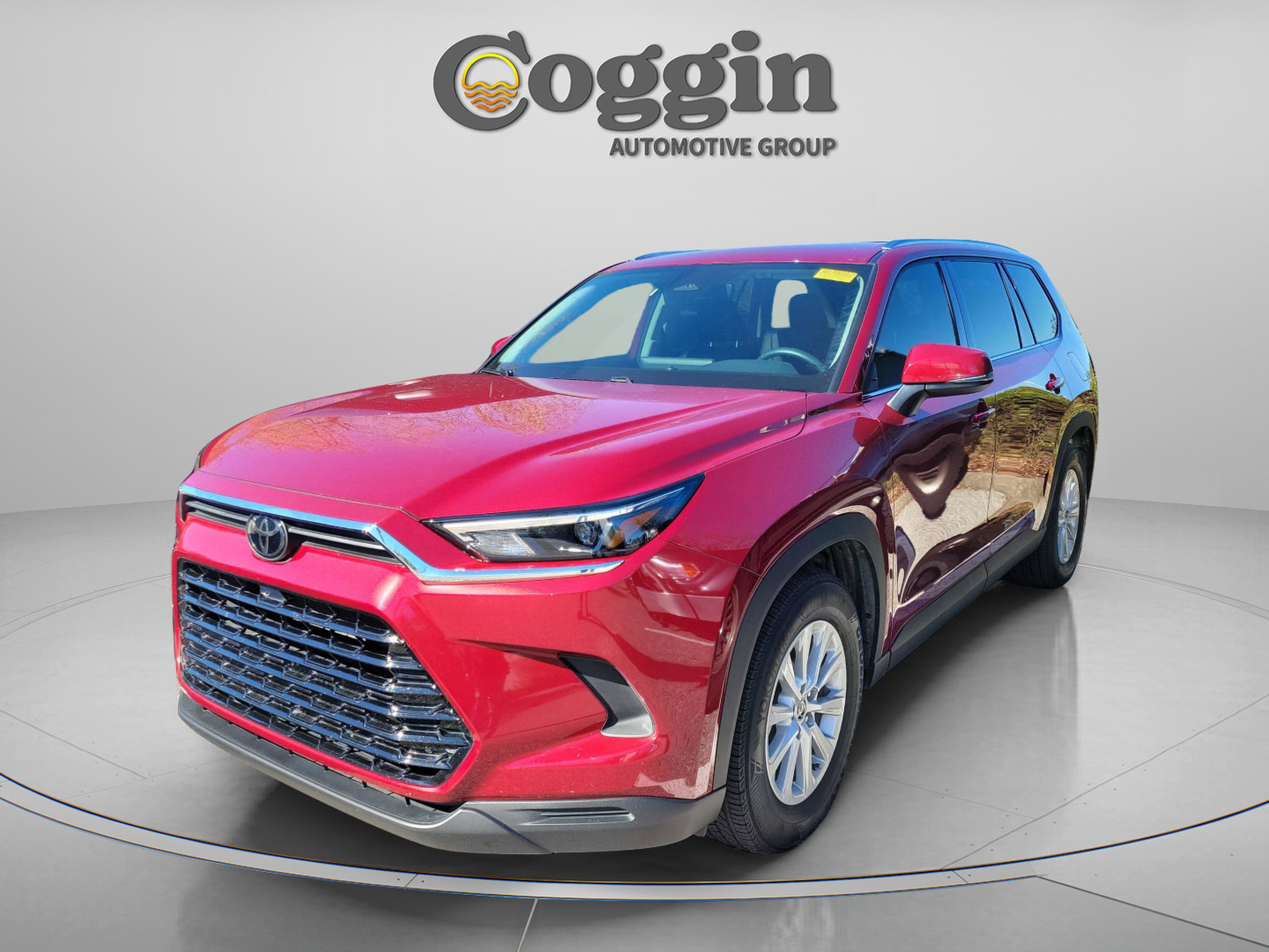 Certified 2024 Toyota Grand Highlander XLE image 3