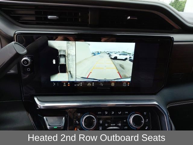 Used 2024 GMC Sierra 3500 Denali Ultimate AWD/4WD image 16