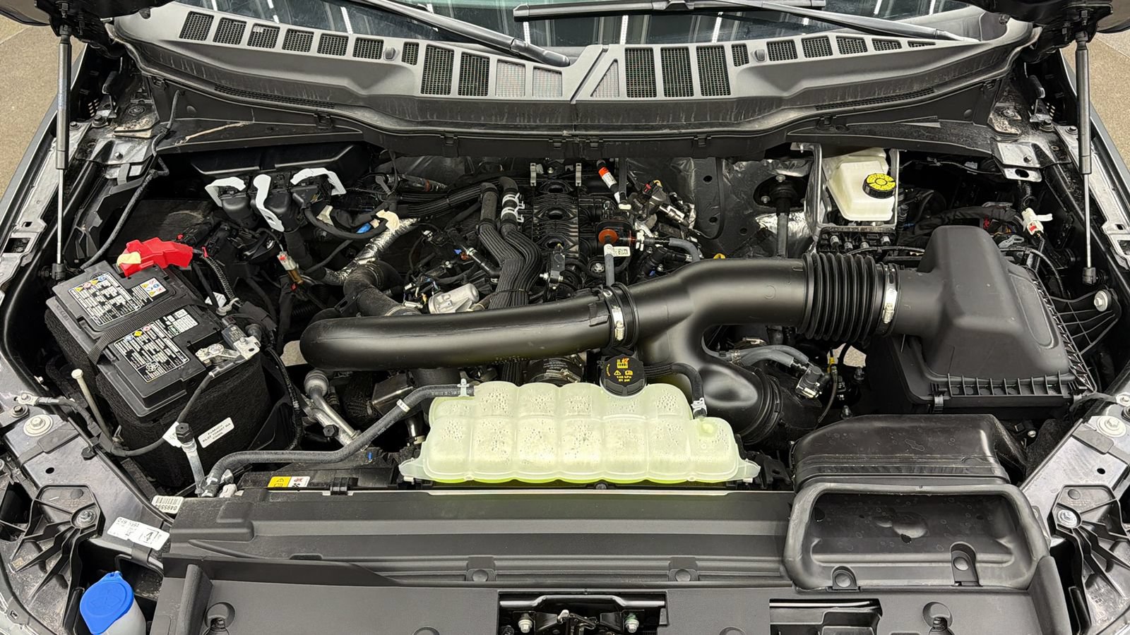 Used 2026 Ford F150 Lariat AWD/4WD image 16