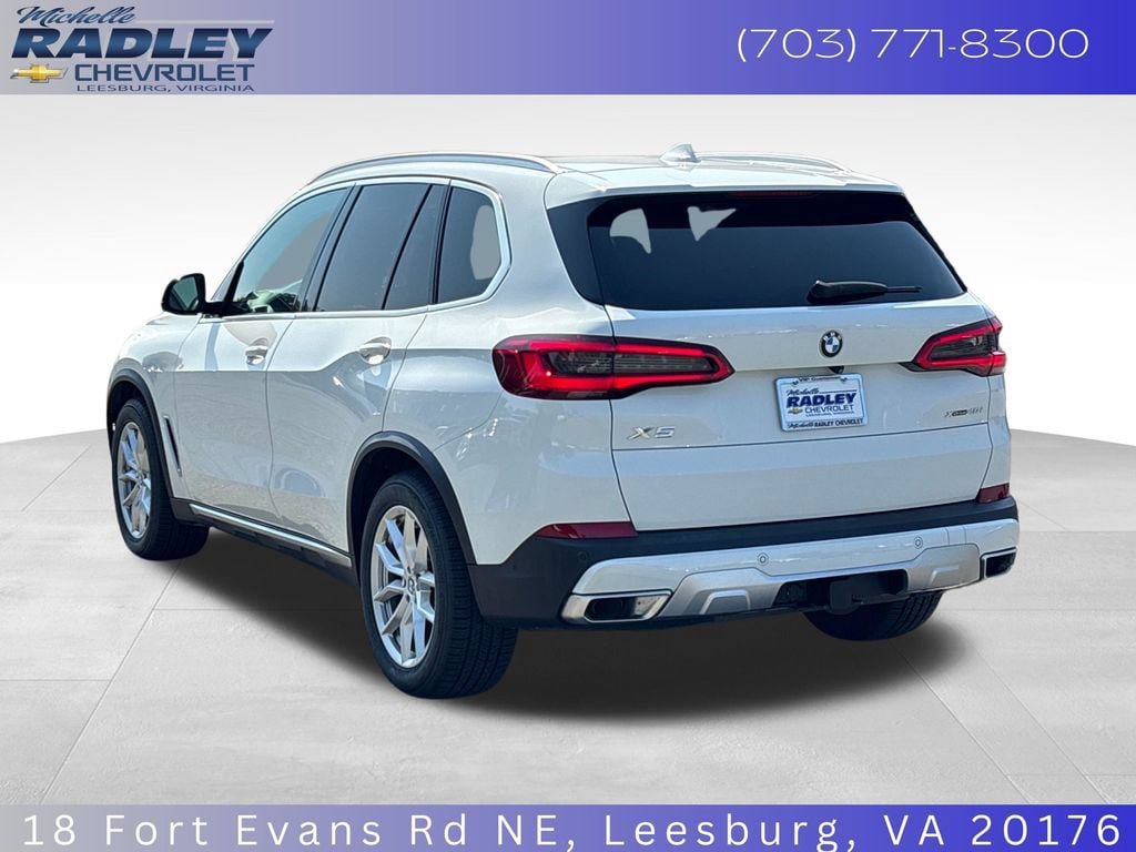 Used 2020 BMW X5 xDrive40i w/ Premium Package AWD/4WD image 3