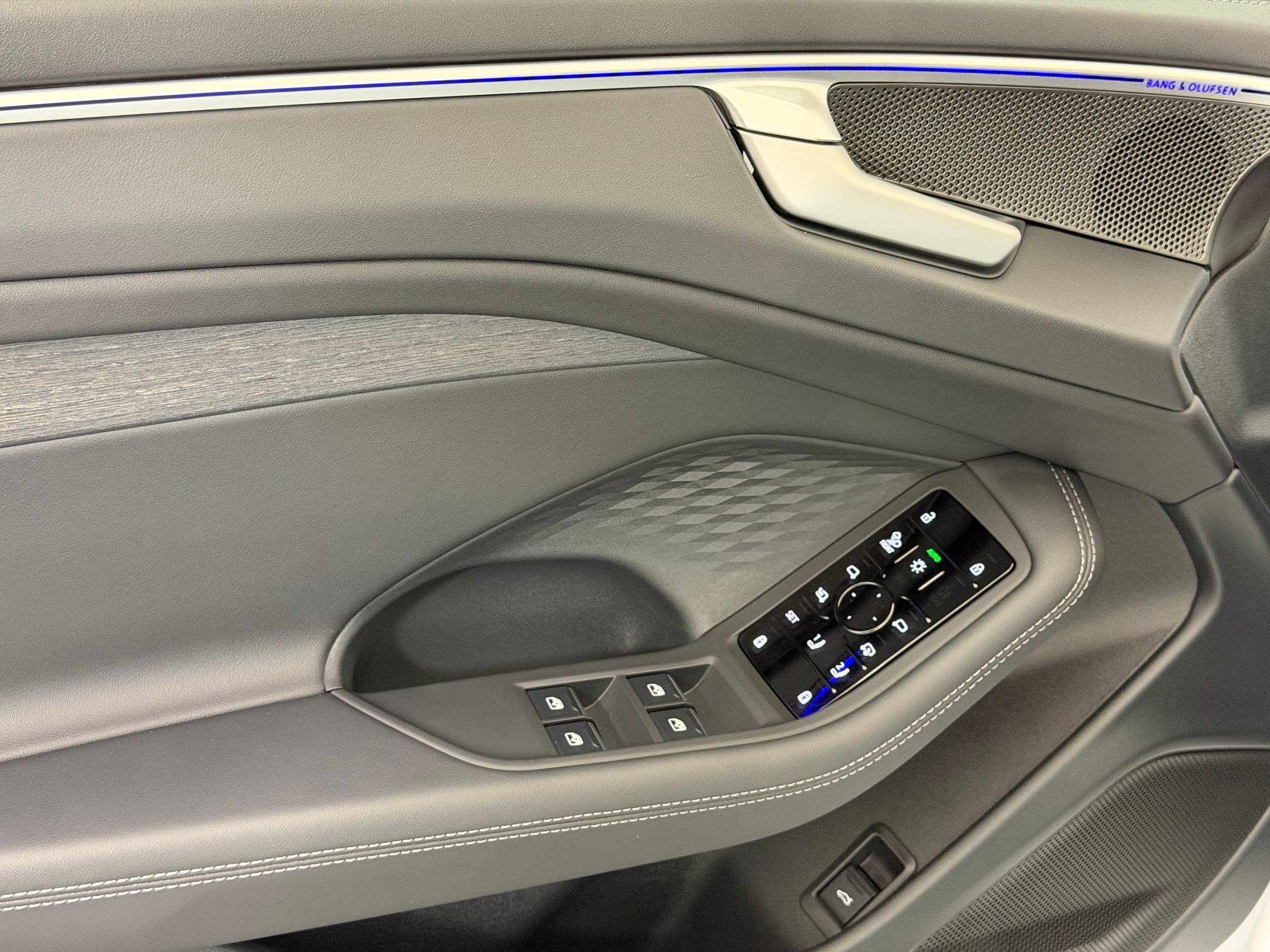 New 2026 Audi A6 Prestige AWD/4WD image 14
