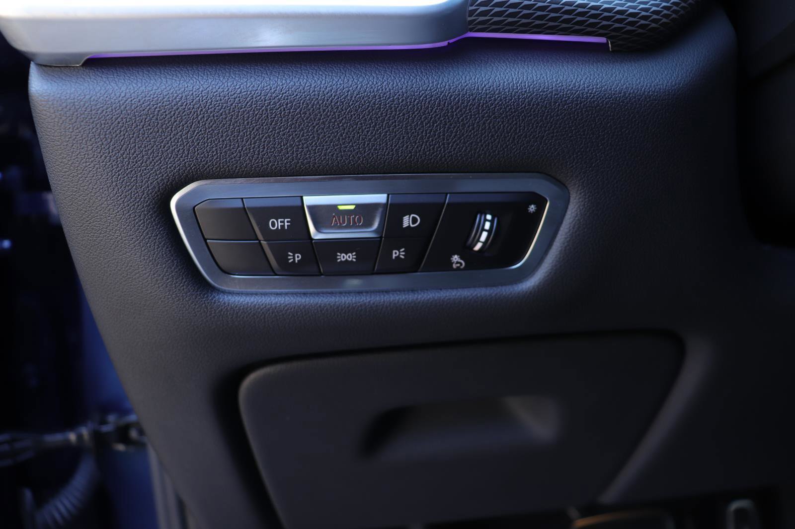 Used 2022 BMW X5 sDrive40i w/ M Sport Package image 25