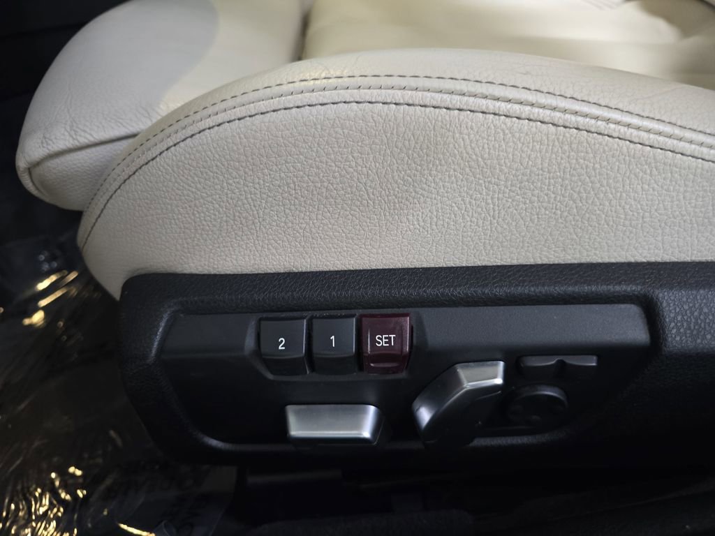 Used 2020 BMW 430i Convertible w/ M Sport Package image 28