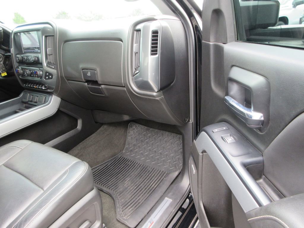 Used 2018 Chevrolet Silverado 2500 LTZ w/ Duramax Plus Package AWD/4WD image 23