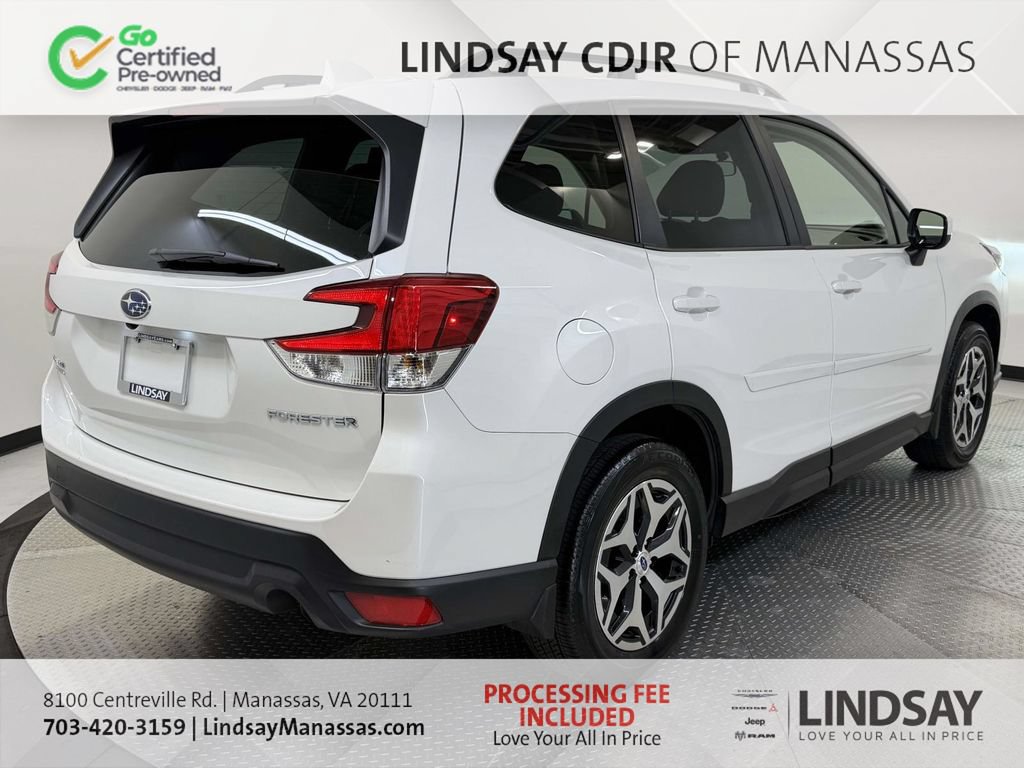 Used 2023 Subaru Forester Premium AWD/4WD image 7