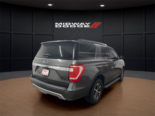Used 2019 Ford Expedition XLT image 4