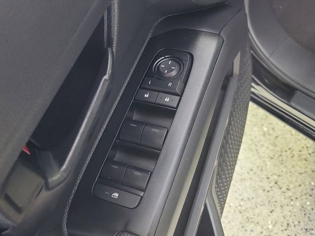 Used 2025 Toyota Tacoma SR AWD/4WD image 22