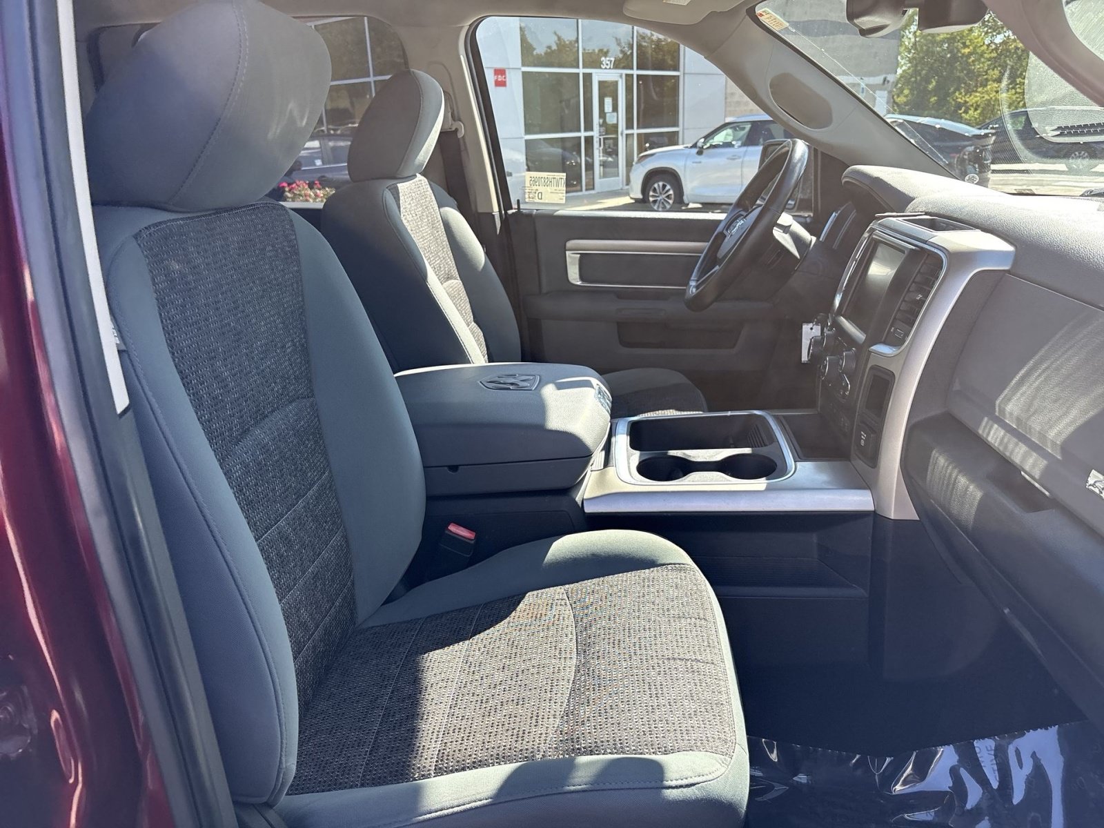 Used 2017 RAM 1500 Big Horn AWD/4WD image 25