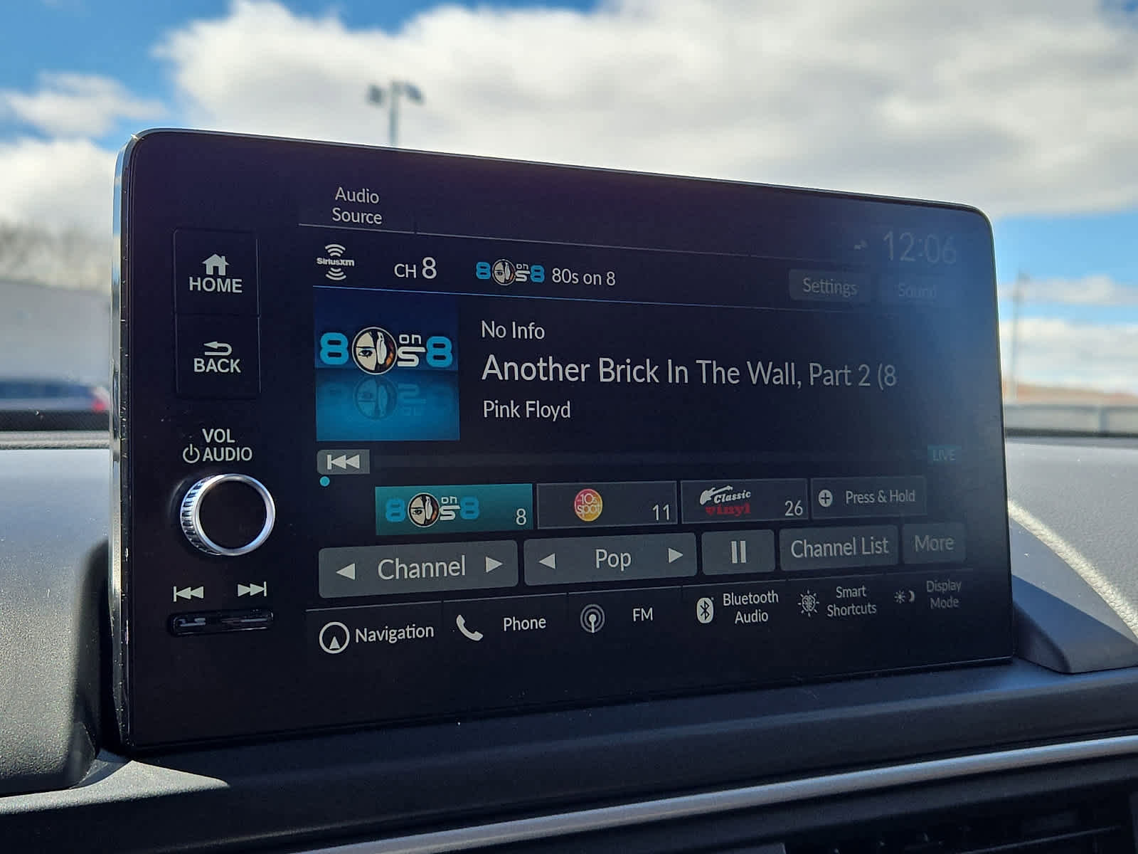 Used 2025 Honda Pilot Elite image 18