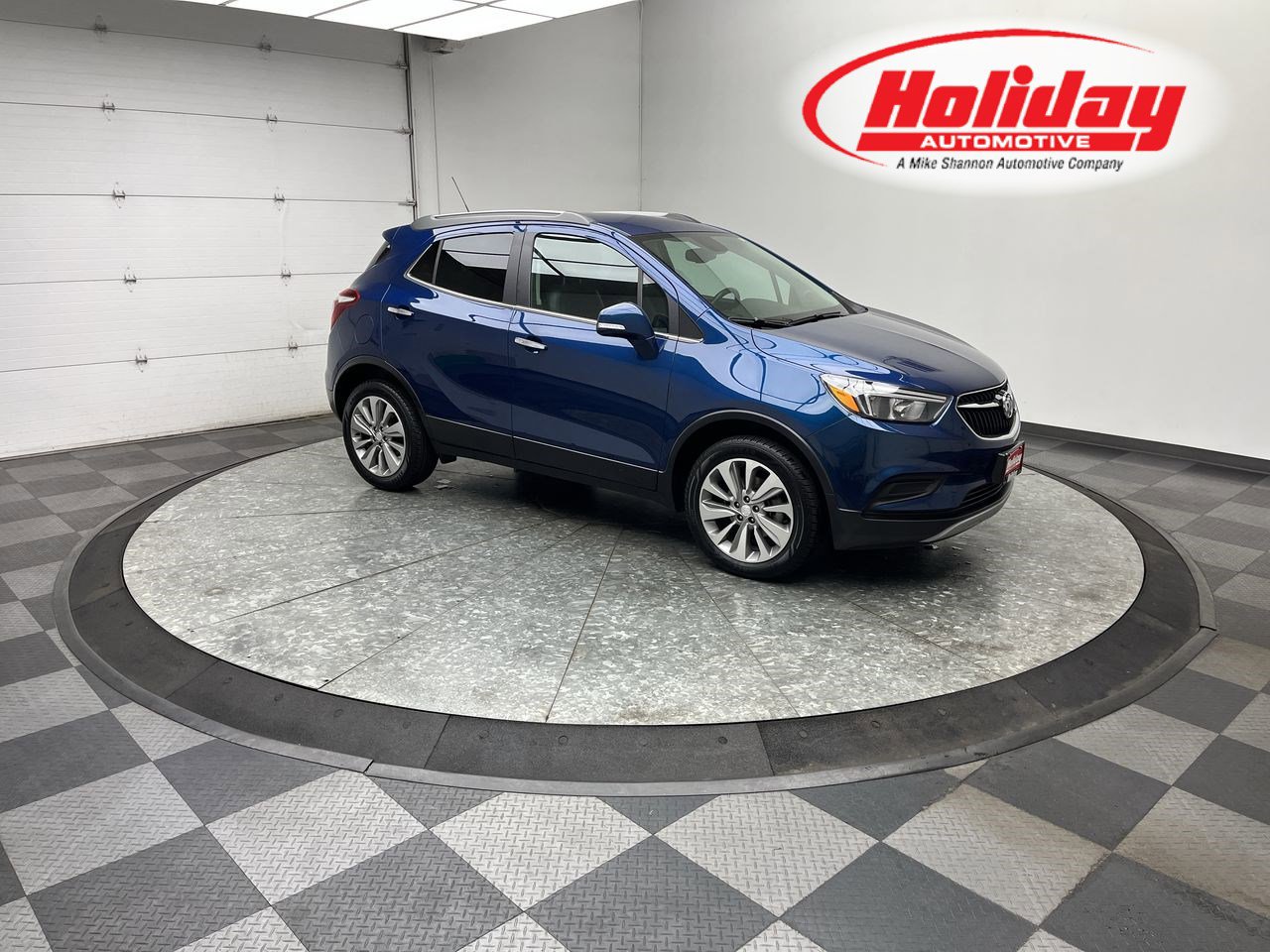 Used 2019 Buick Encore Preferred image 1