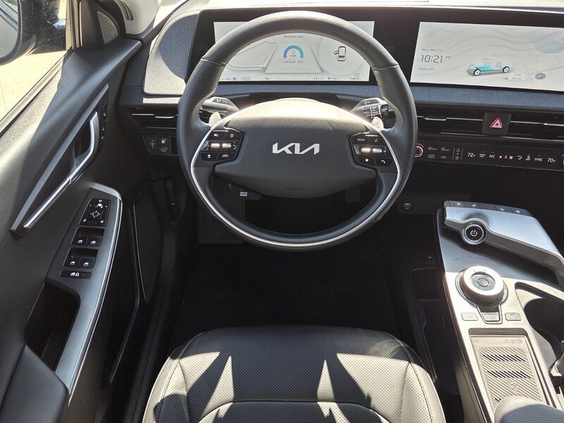 Used 2024 Kia EV6 Wind image 11
