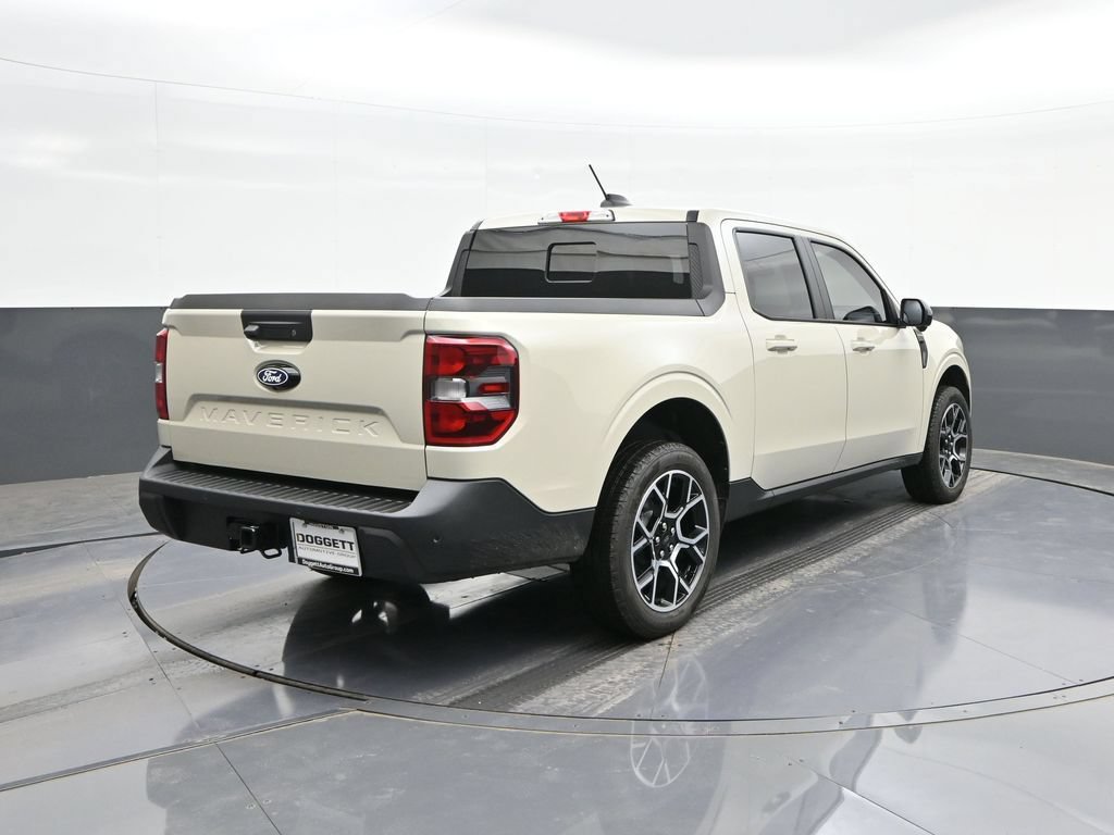 Certified 2025 Ford Maverick Lariat w/ 4K Tow Package AWD/4WD image 11