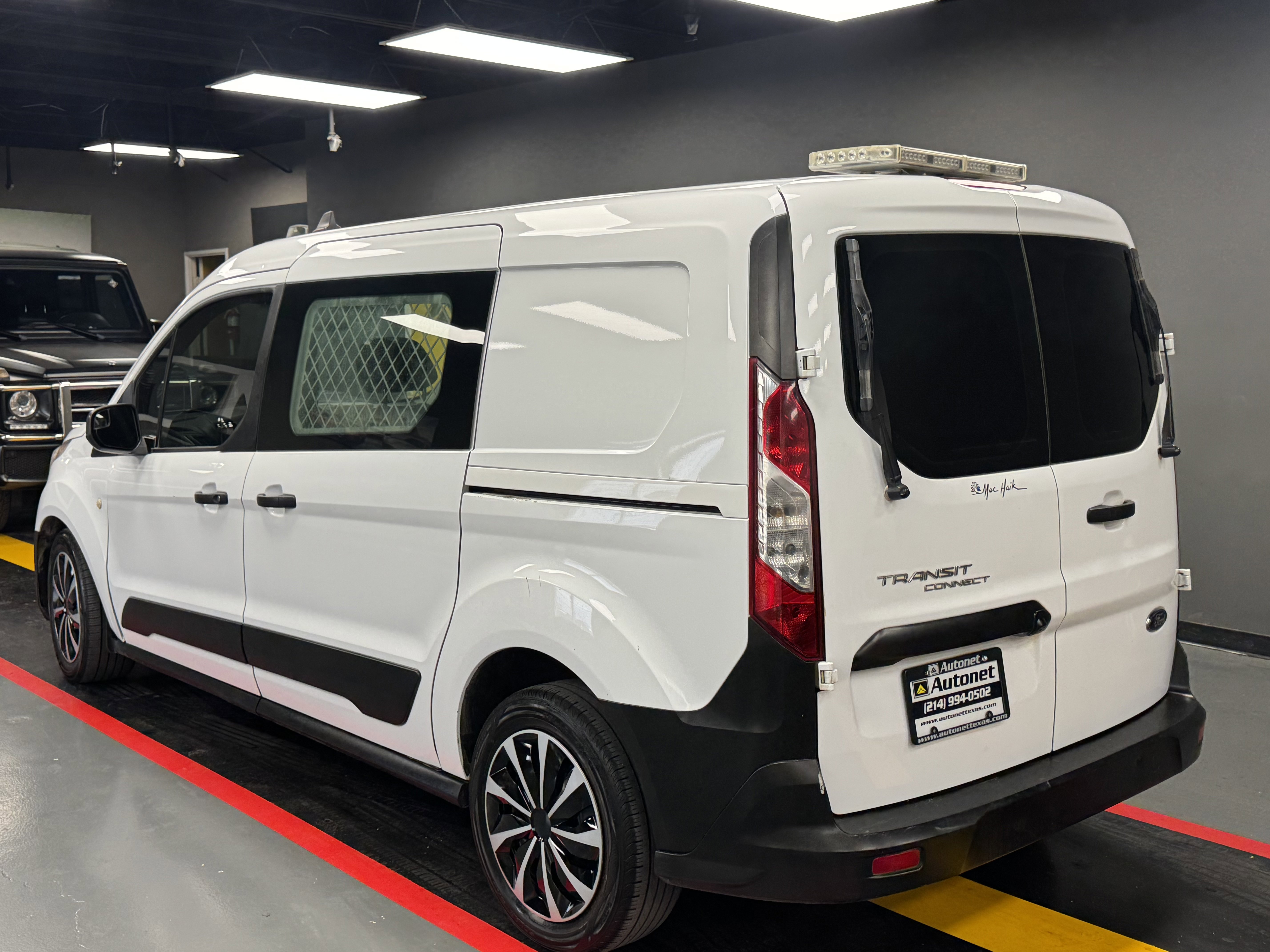 Used 2019 Ford Transit Connect XL FWD image 4