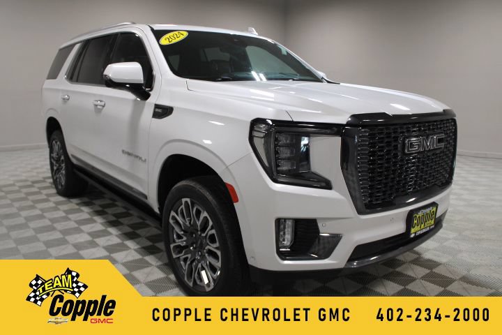 Used 2024 GMC Yukon Denali Ultimate AWD/4WD image 1