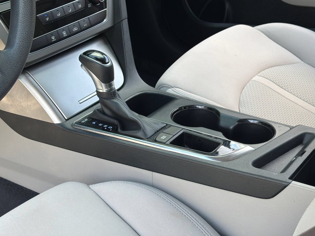Used 2017 Hyundai Sonata Sport FWD image 30