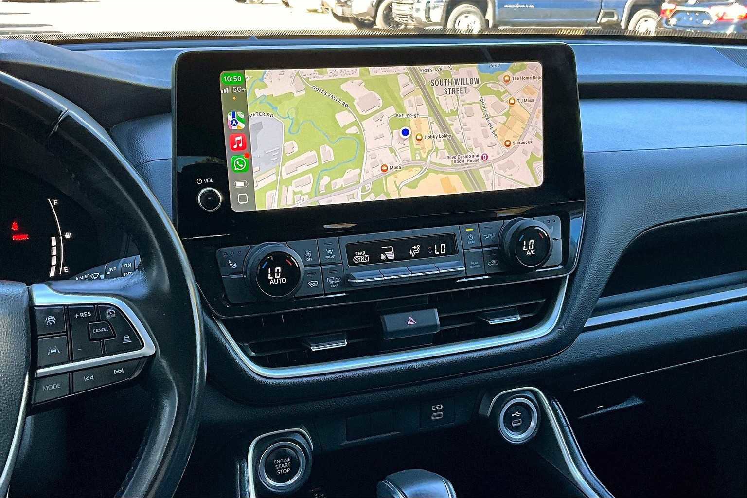 Used 2024 Toyota Grand Highlander XLE image 6