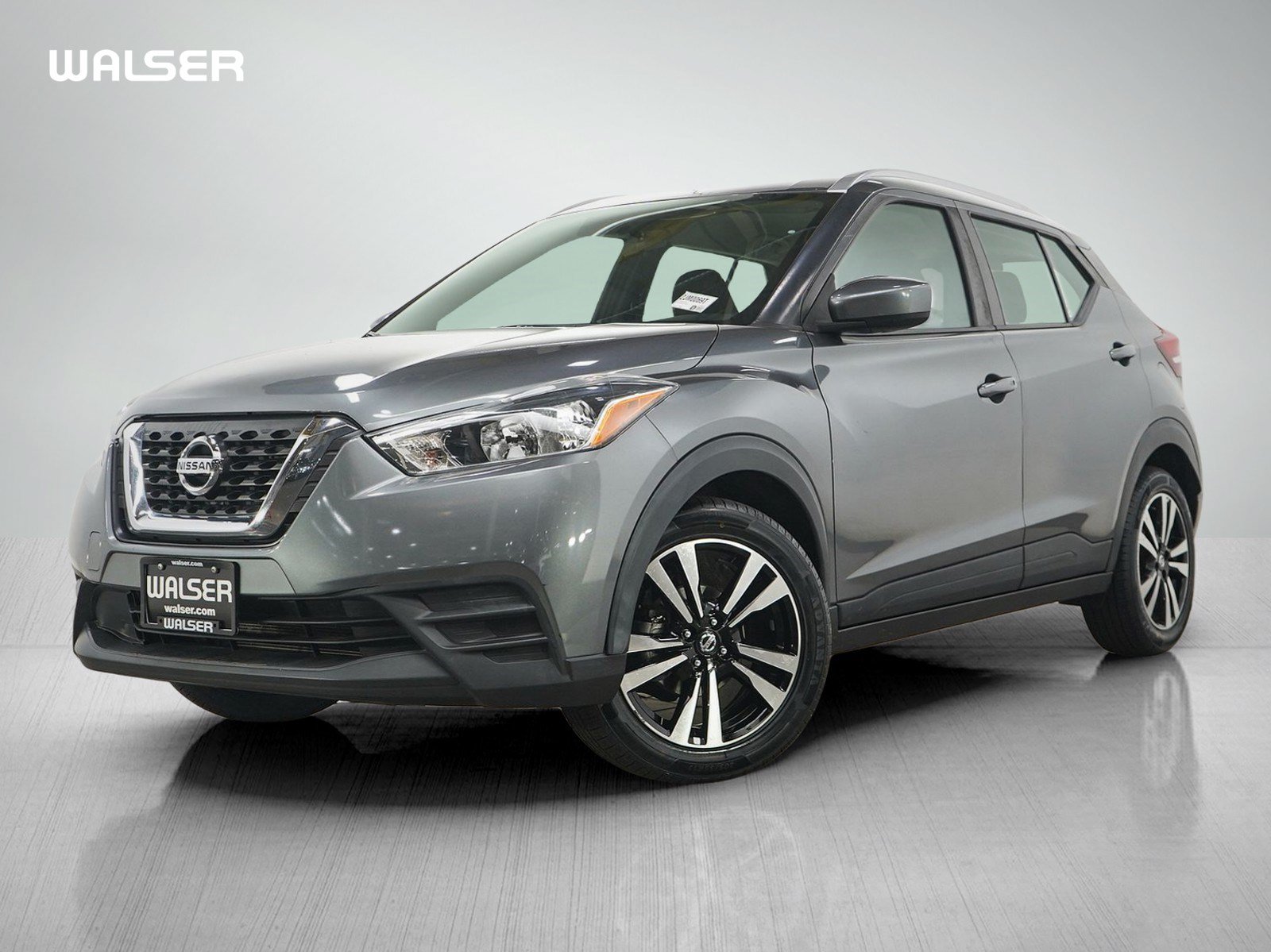 Used 2019 Nissan Kicks SV FWD image 1