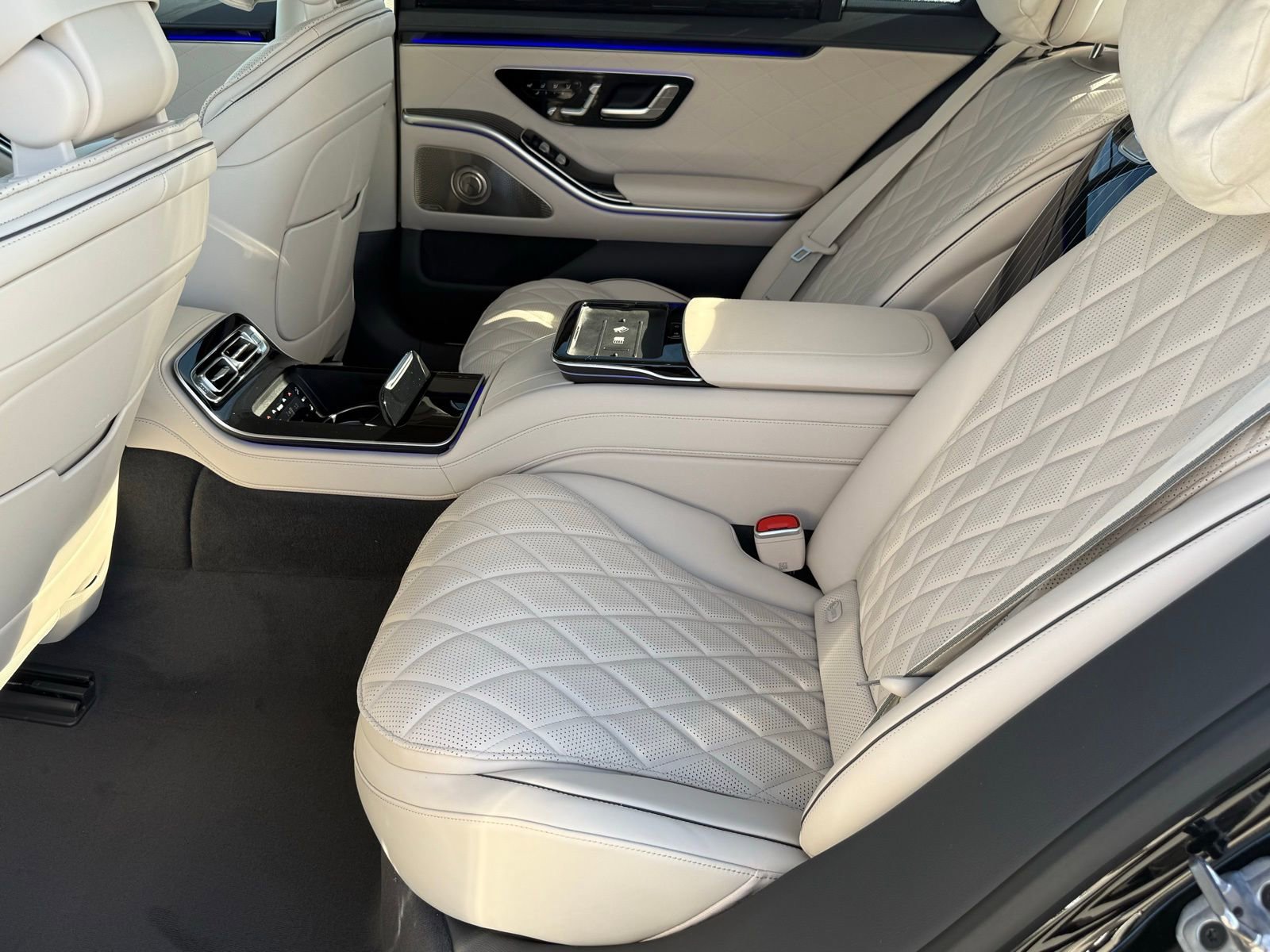 New 2026 Mercedes-Benz S 580 4MATIC Sedan image 27