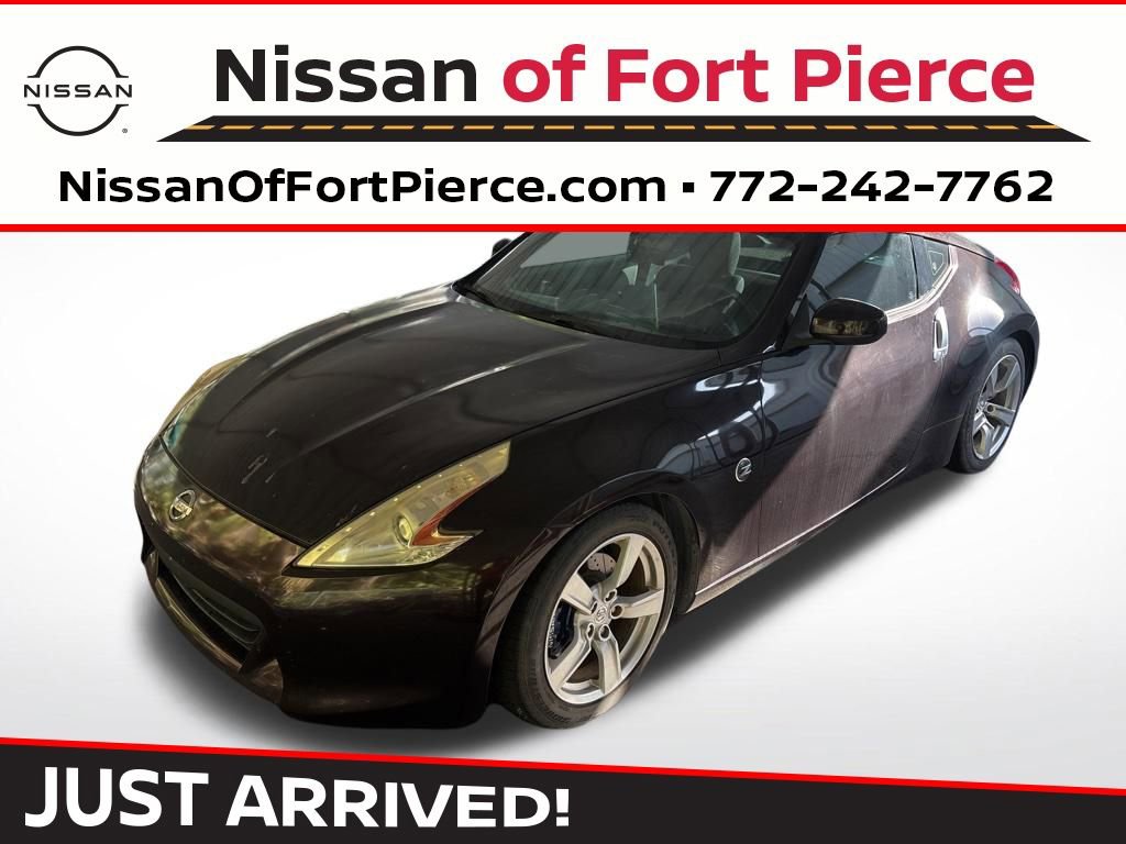 Used 2010 Nissan 370Z Base image 1