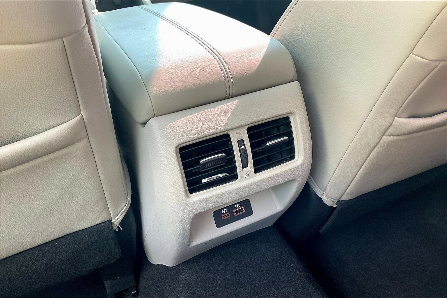 Used 2019 Nissan Altima 2.5 Platinum AWD/4WD image 10