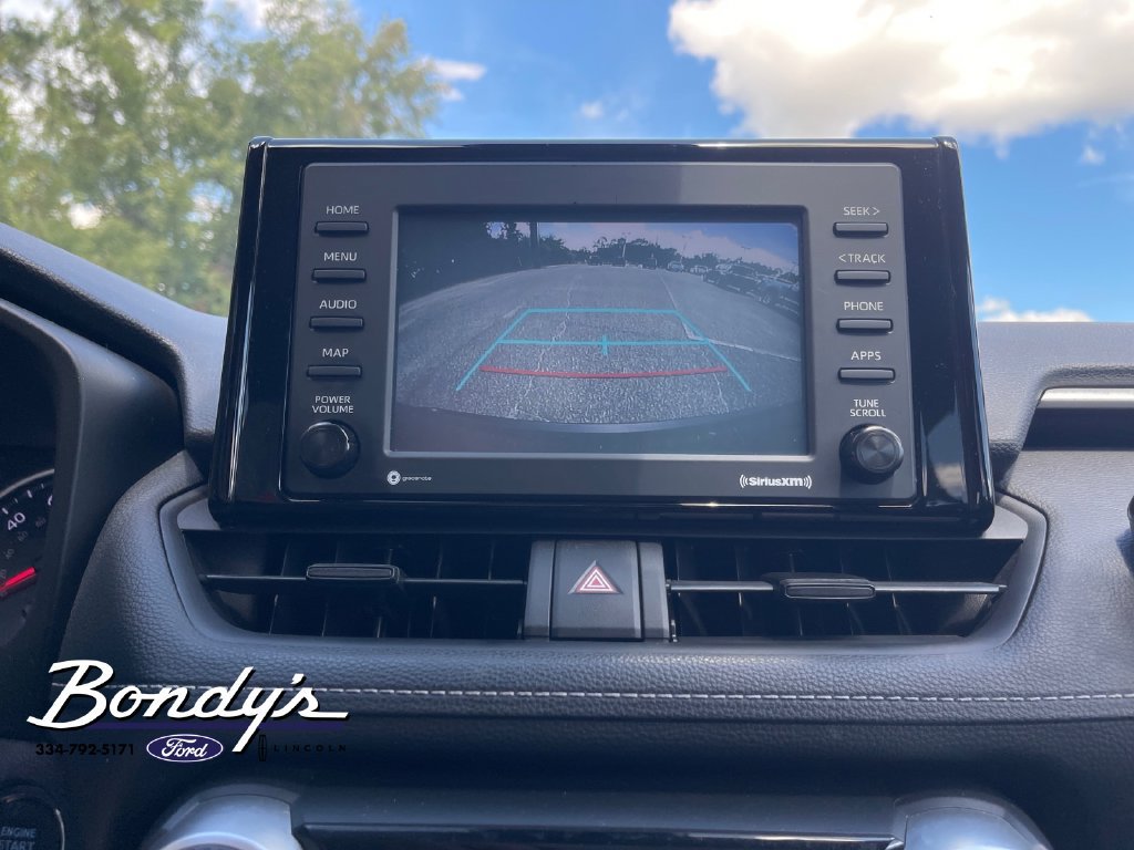 Used 2021 Toyota RAV4 XLE AWD/4WD image 6