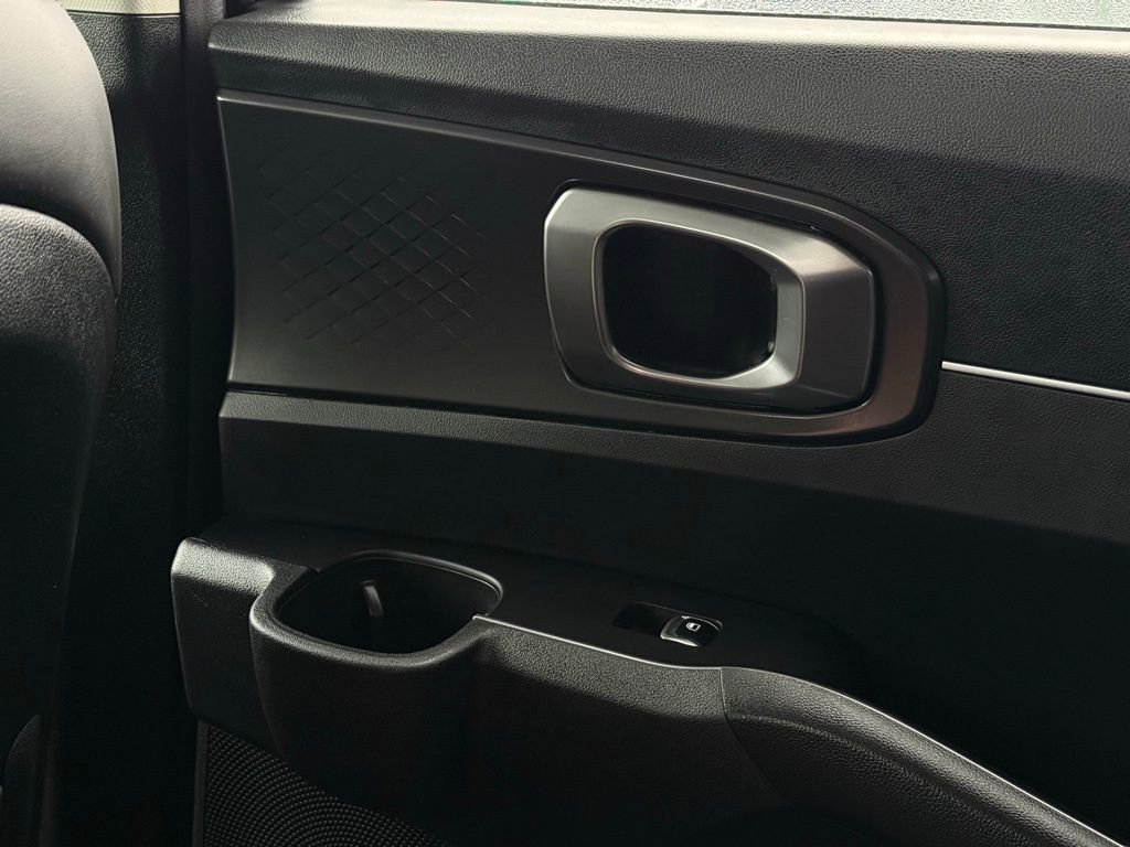 Certified 2024 Kia Sorento S image 51